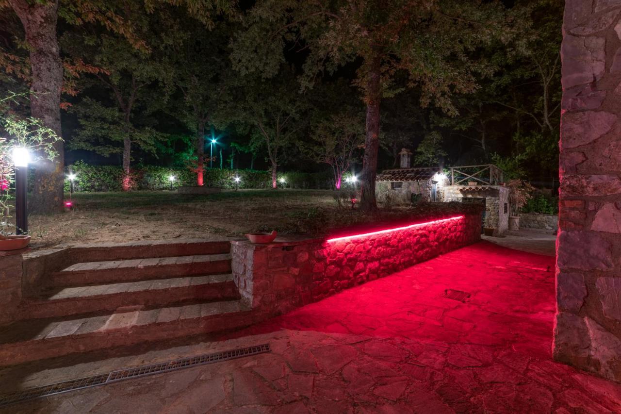 Villa Bog - Villa con piscina e campo da tennis Piegaro  Eksteriør billede