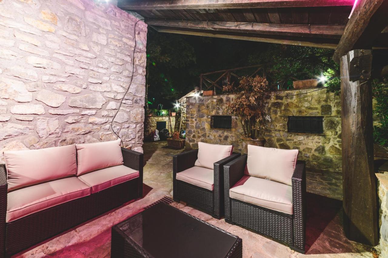 Villa Bog - Villa con piscina e campo da tennis Piegaro  Eksteriør billede