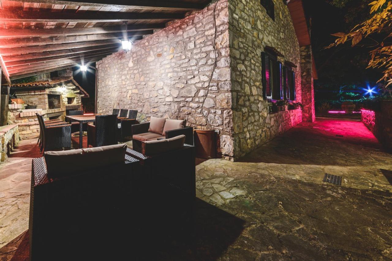 Villa Bog - Villa con piscina e campo da tennis Piegaro  Eksteriør billede