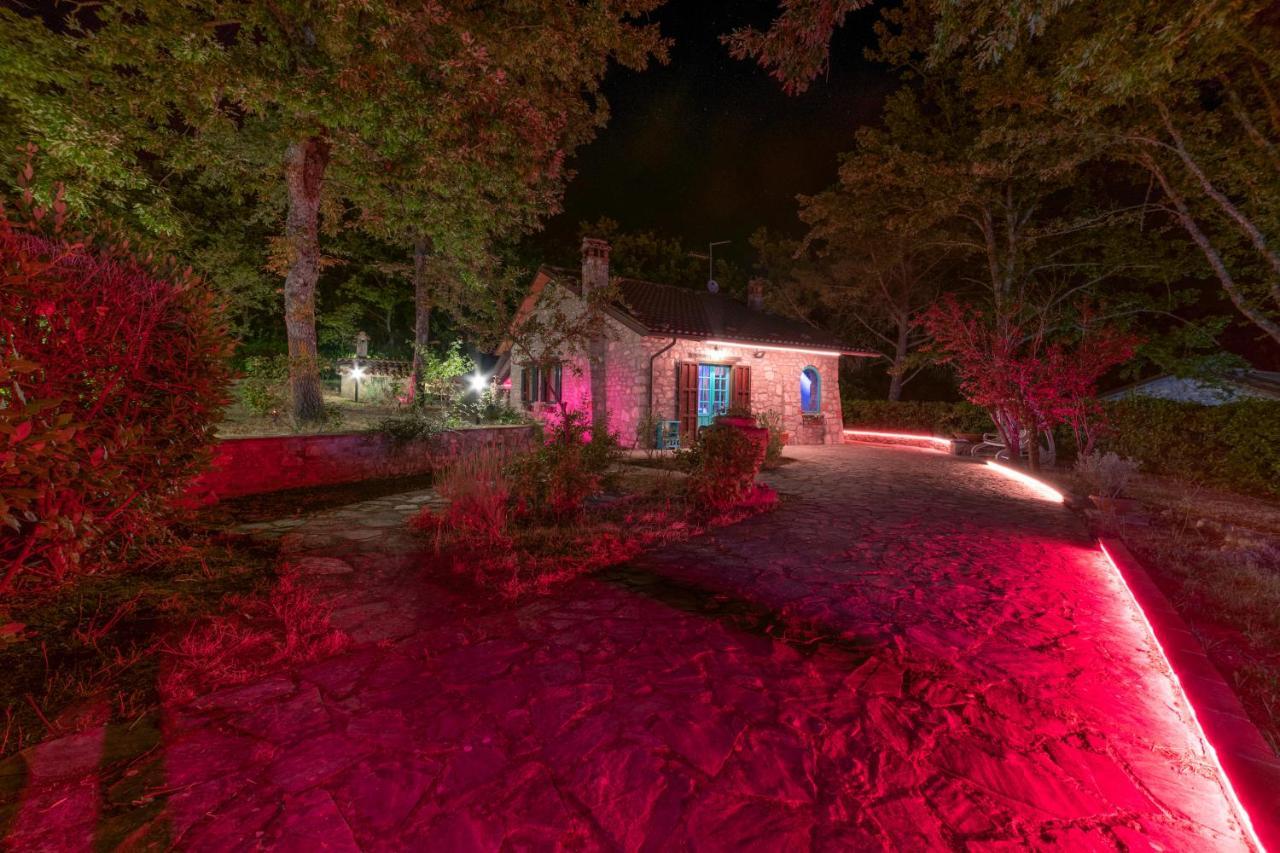 Villa Bog - Villa con piscina e campo da tennis Piegaro  Eksteriør billede