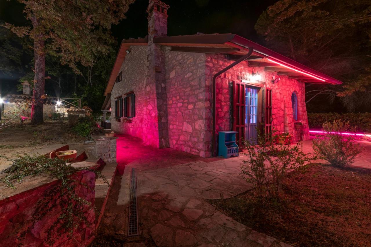 Villa Bog - Villa con piscina e campo da tennis Piegaro  Eksteriør billede